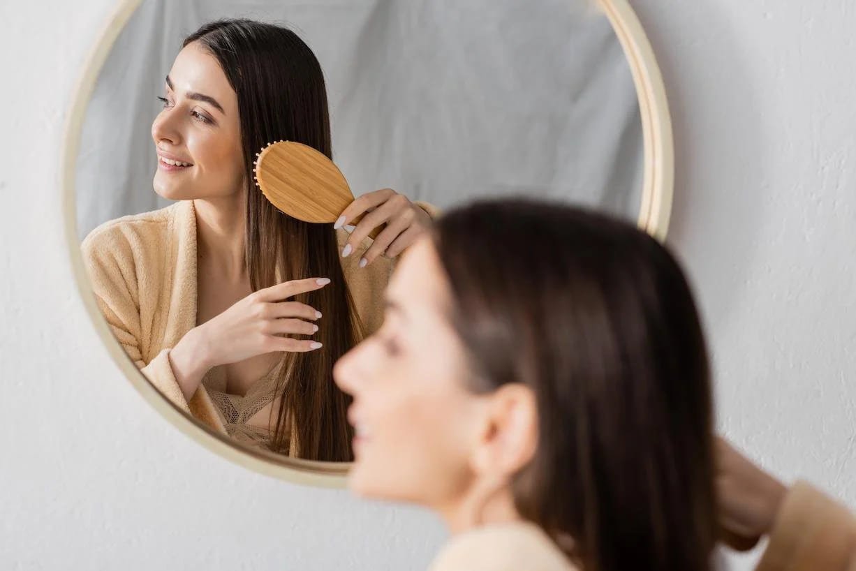Explore reasons for dandruff, its causes and effective solutions