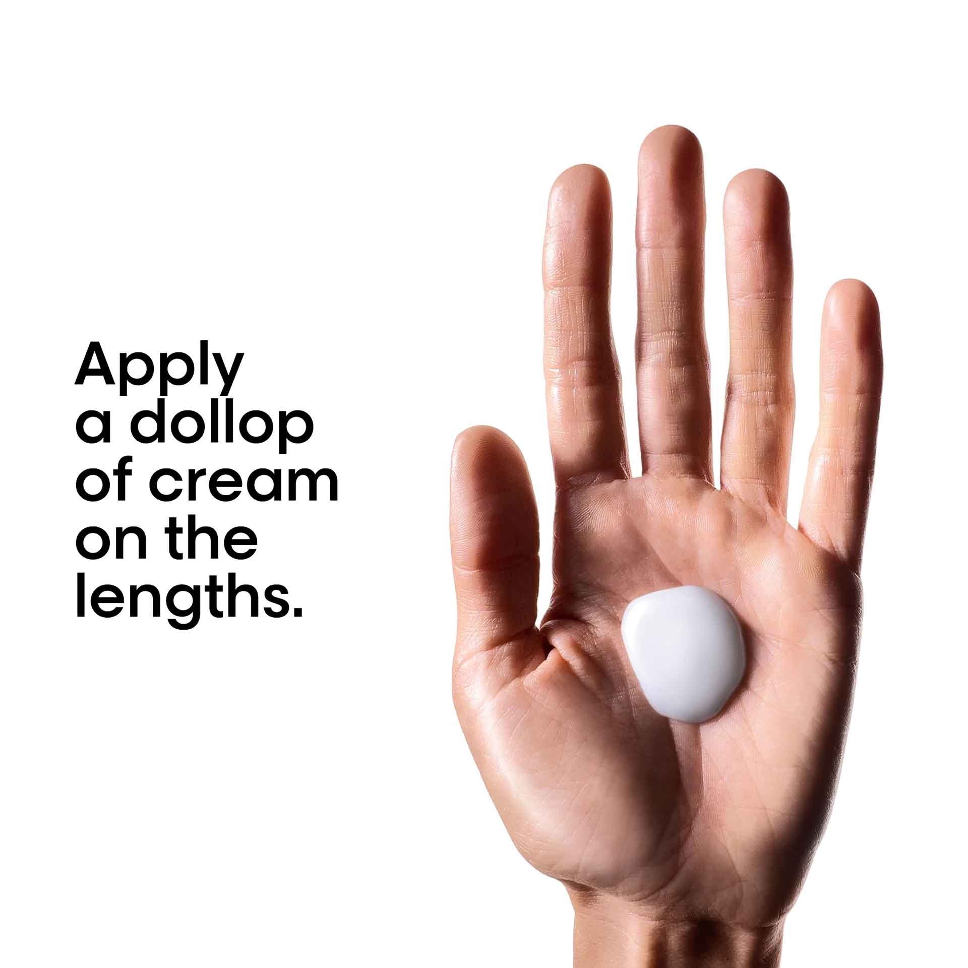 Curl Expression curly hair cream application